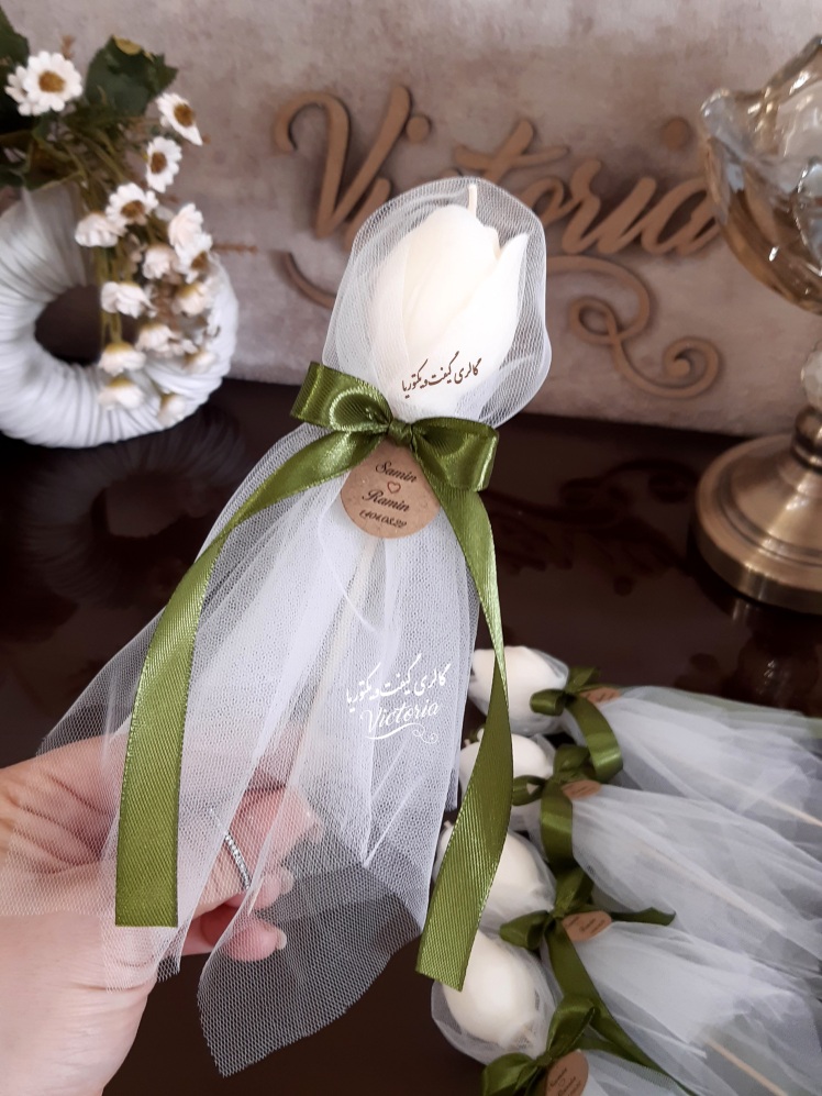 گیفت شاخه شمع گل لاله